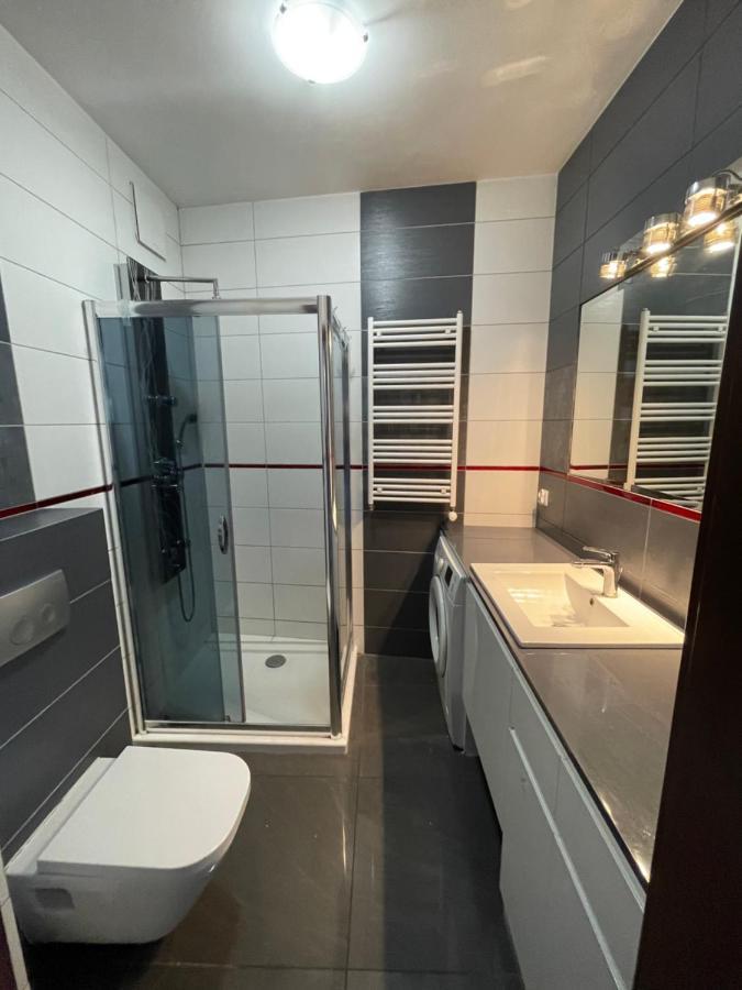 Gdynia Apartament 42 M Z Miejscem W Garazu Z Winda Blisko Centrum I Morza エクステリア 写真